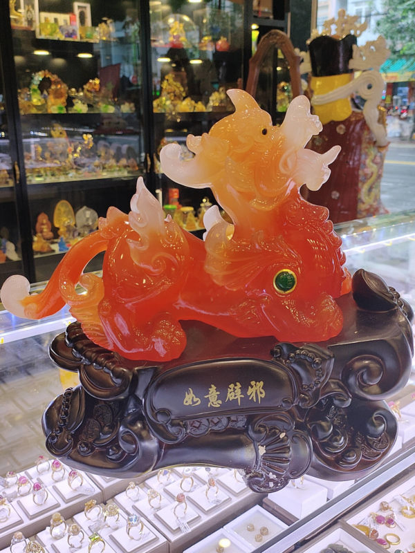 Tỳ hưu đá đỏ
