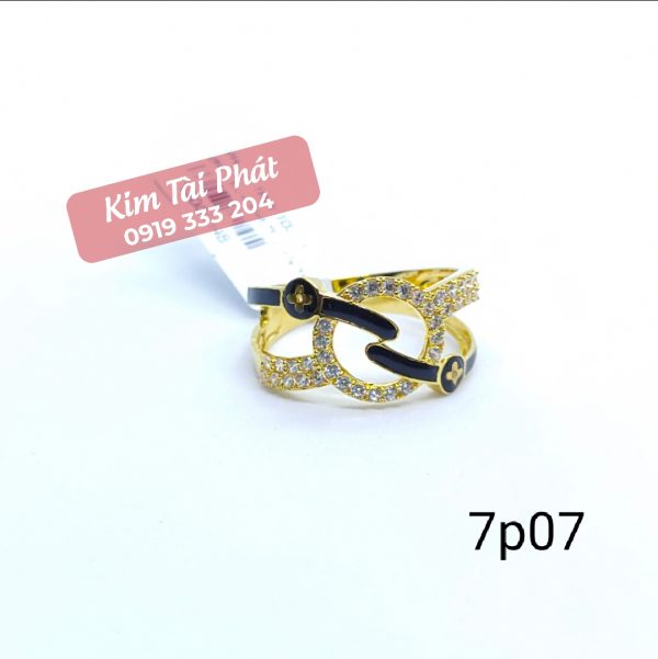 Nhẫn vàng 18k